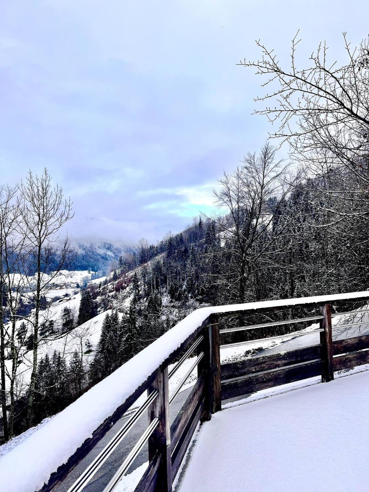 Charming Family Chalet For 8 People, With Private Hot Tub Les Clefs Luaran gambar