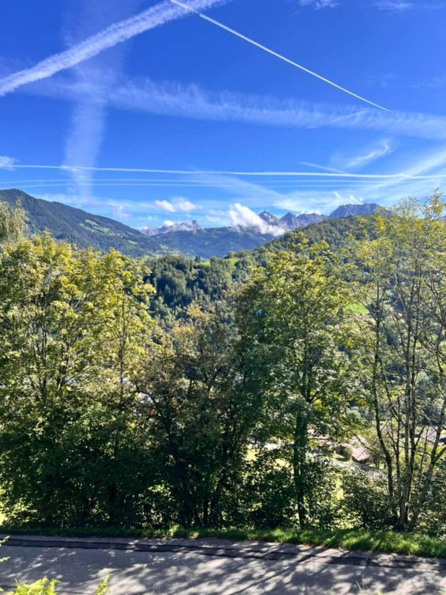 Charming Family Chalet For 8 People, With Private Hot Tub Les Clefs Luaran gambar